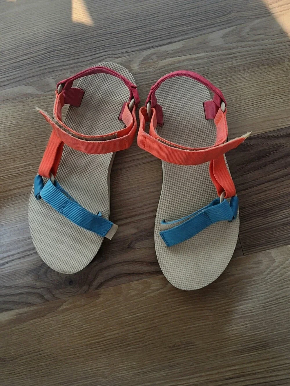 Lightweight Coral and Blue Strap Women's Sandals TEVA SIZE 10 EU 41